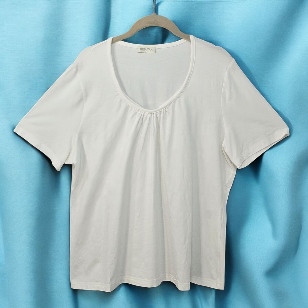 Bonita Scoop Neck T-Shirt Basic Everyday Top White‎ XL Pleated Neck Soft Cozy
